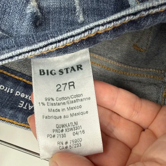 Big Star Kate Relaxed Straight Leg Distressed Jeans Medium Wash Womens Size 27R - Picture 5 of 7